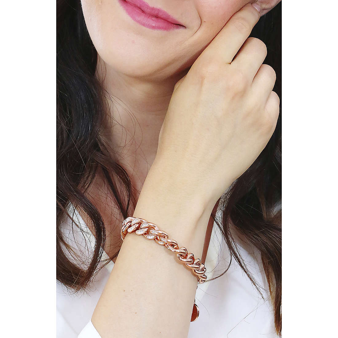 Unoaerre Fashion Jewellery bracelets woman 1AR1716 wearing