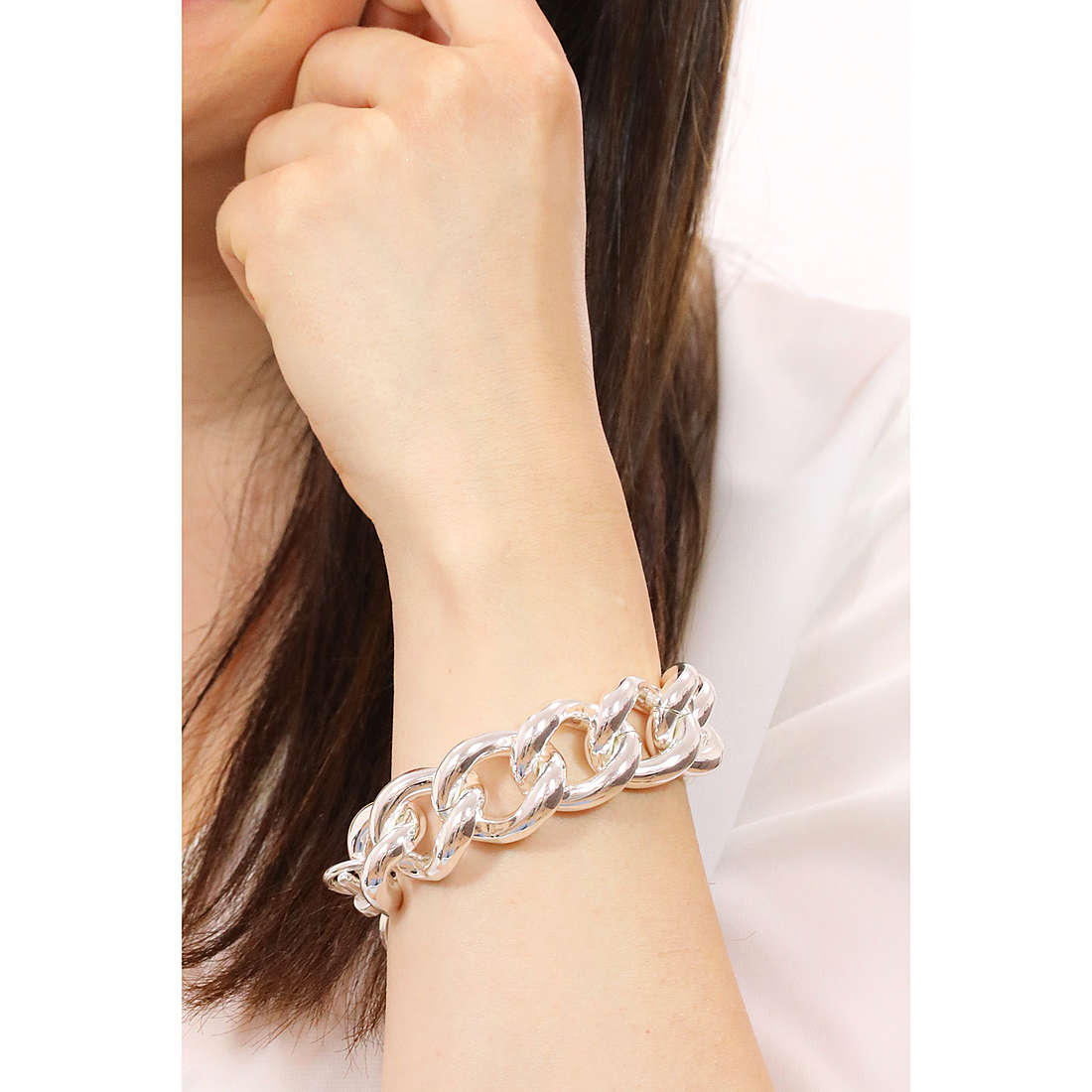 Unoaerre Fashion Jewellery bracelets Classica woman 1AR709 wearing