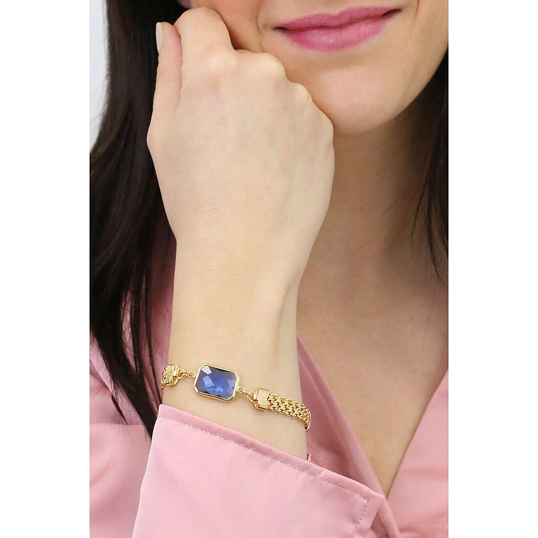 Sovrani bracelets Cristal Magique woman J7724 wearing