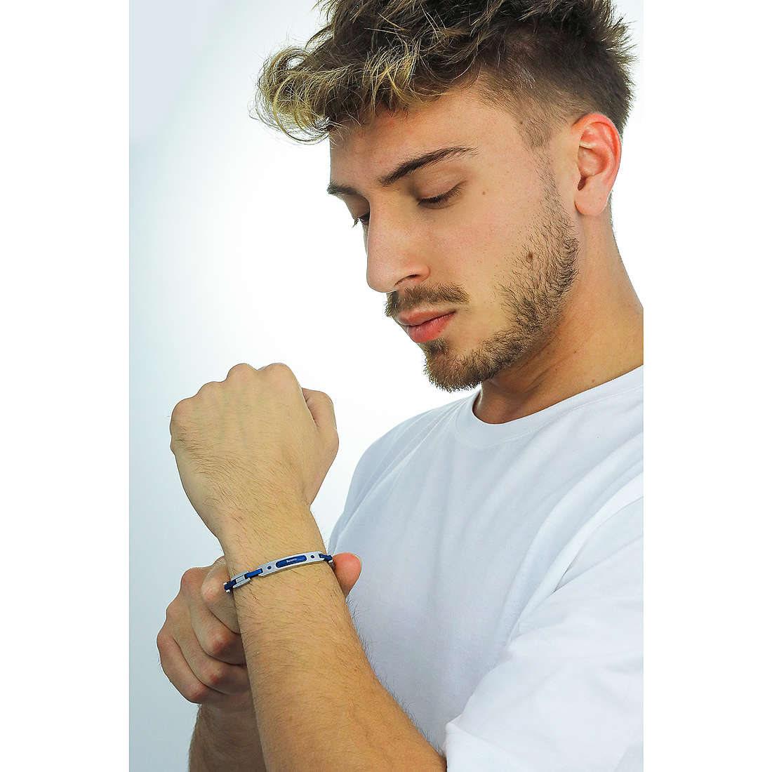 4US Cesare Paciotti bracelets Colorfull Rectangle man 4UBR3268 wearing