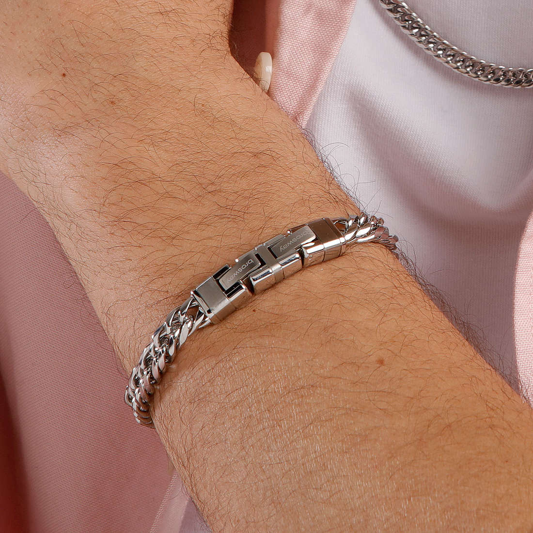 Brosway bracelets Naxos man BNX11 wearing
