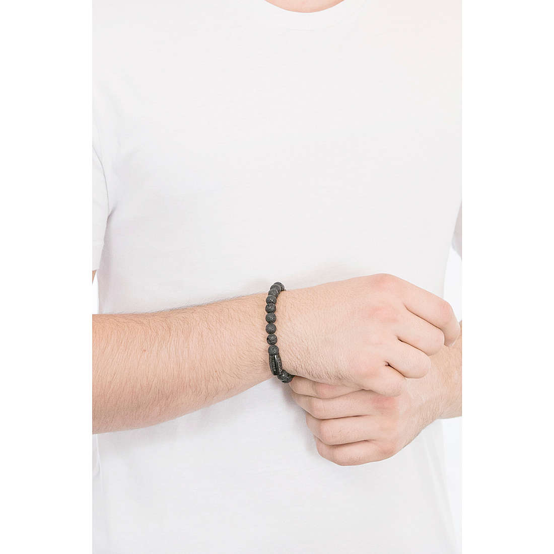 Guess bracelets man UMB85017 wearing