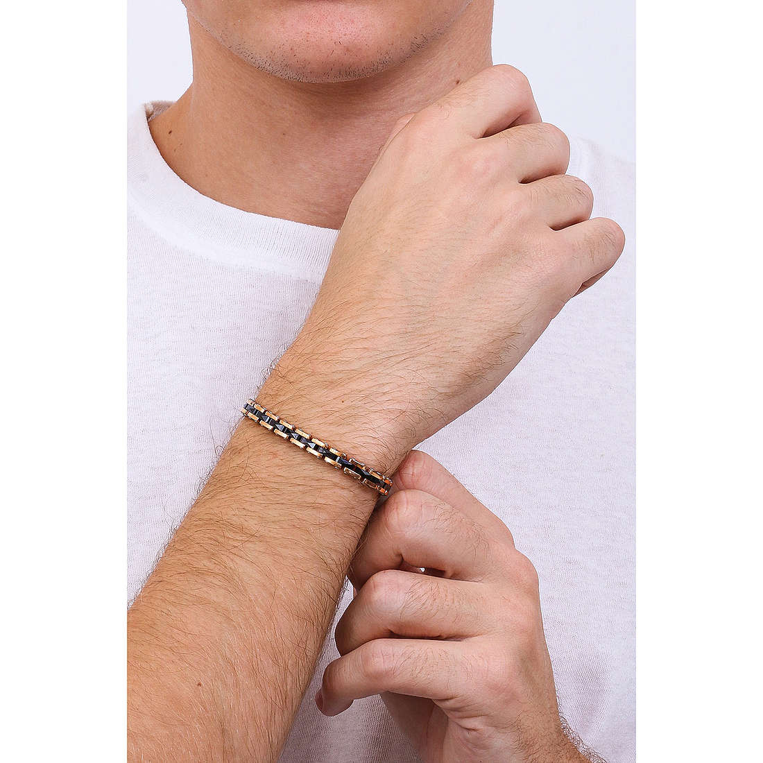Liujo bracelets man MLJ317 wearing