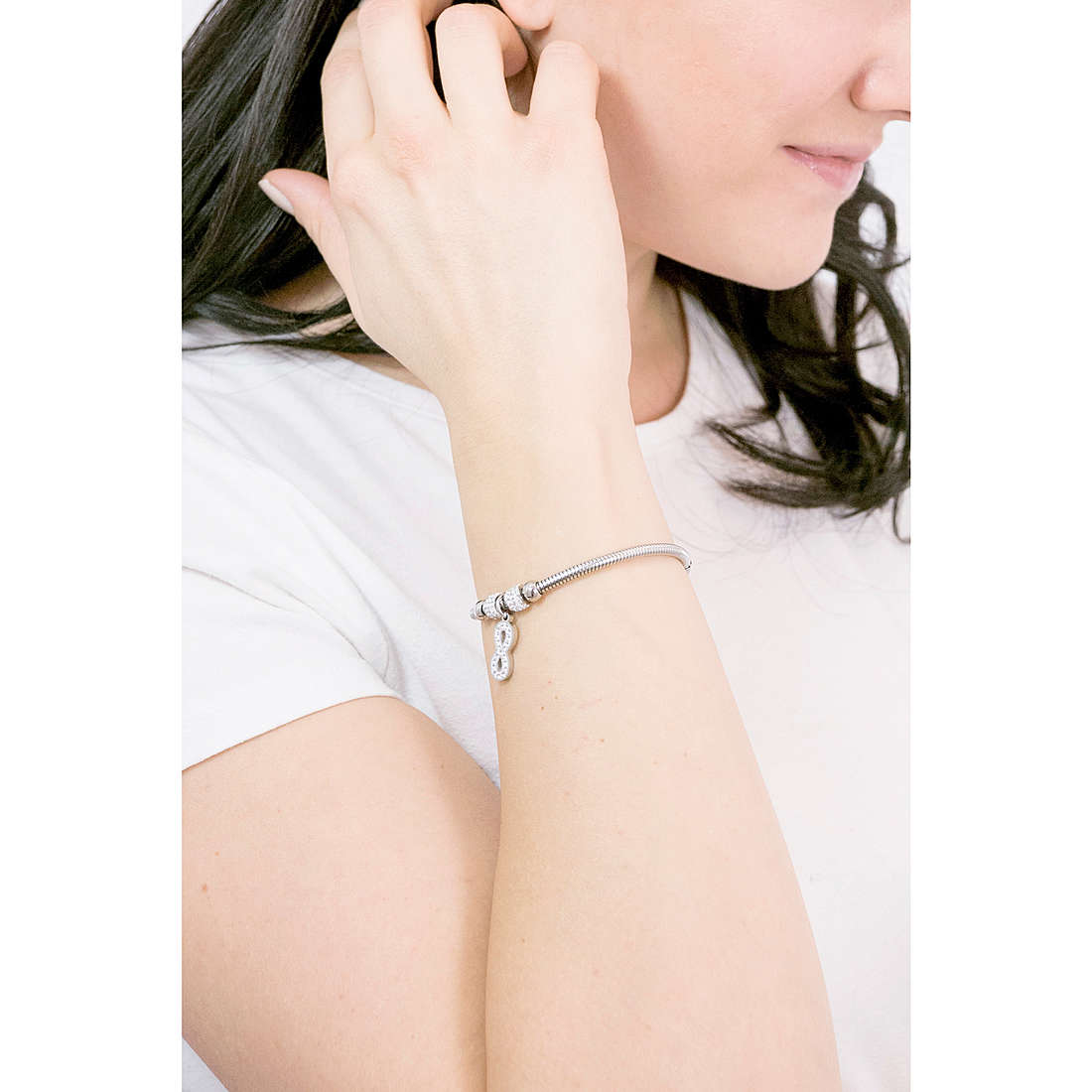 Luca Barra bracelets Pretty Moment woman BK1935 wearing