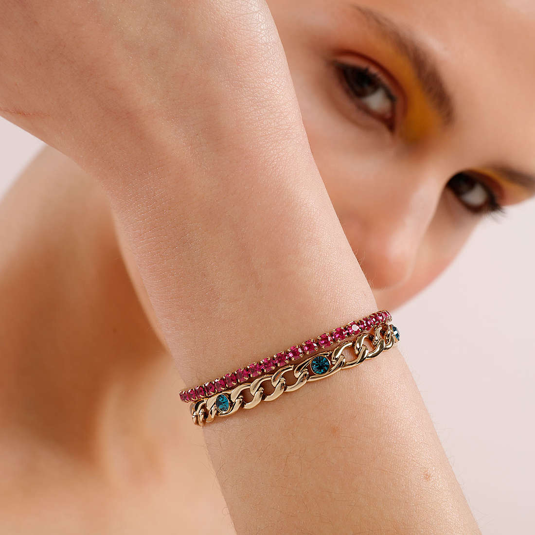 Brosway bracelets Desideri woman BEI070 wearing