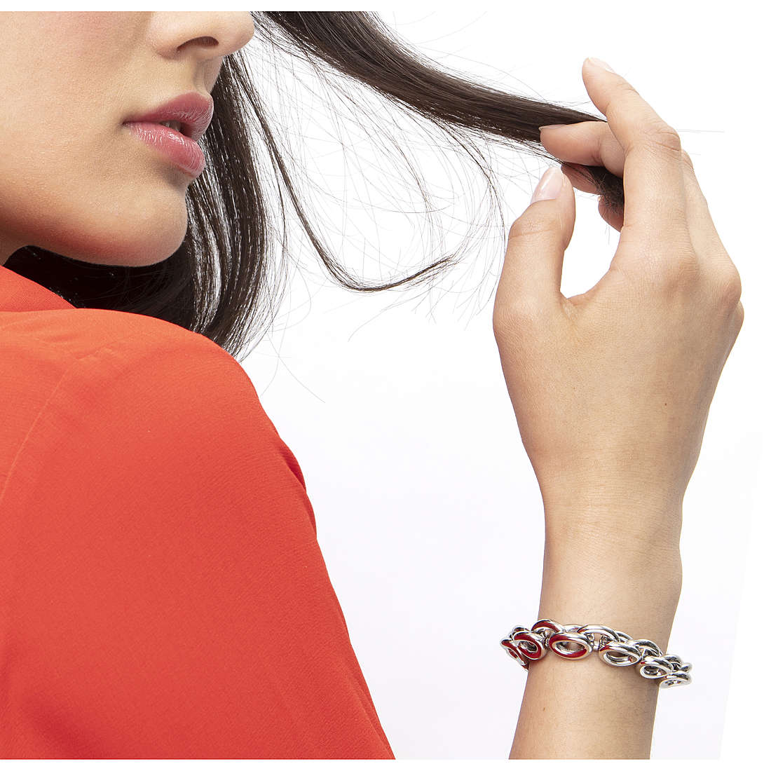Calvin Klein bracelets Statement woman KJALMB000100 wearing