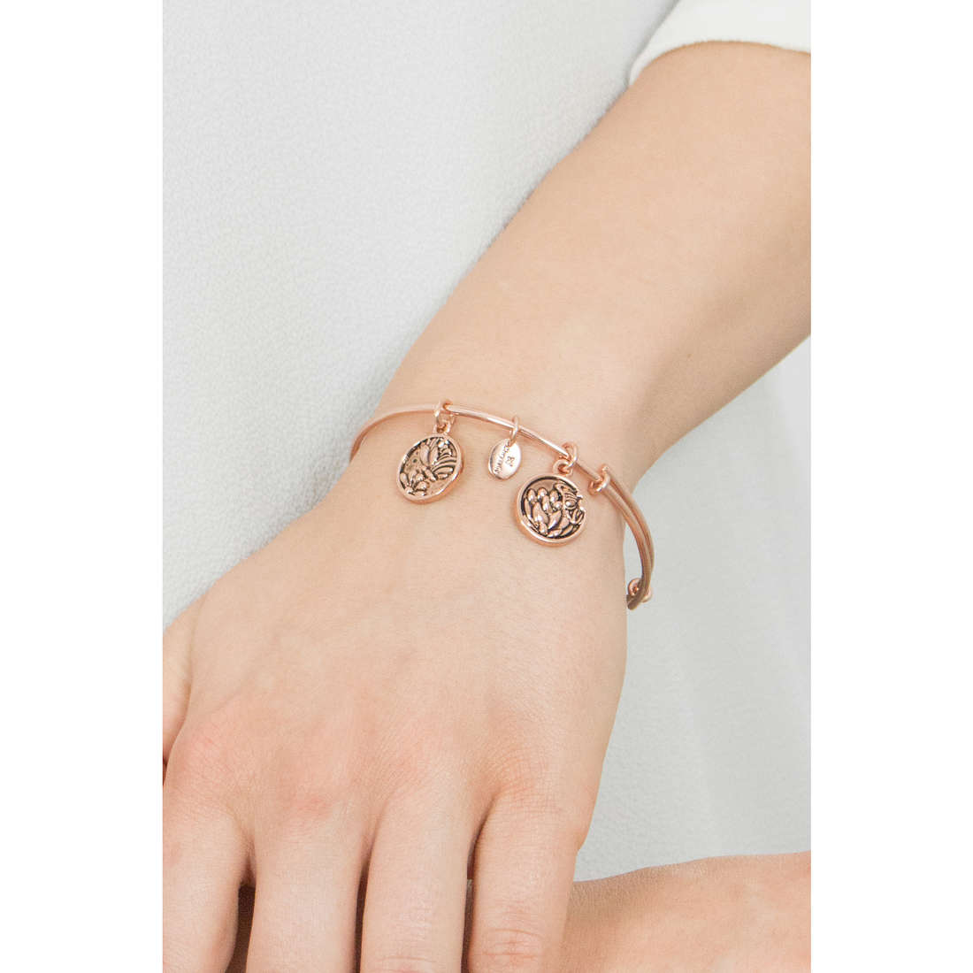 Chrysalis bracelets Serenity woman CRBT0306RG wearing