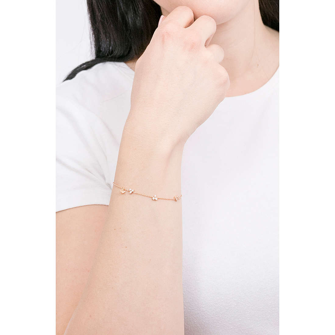 Emporio Armani bracelets woman EG3483221 wearing