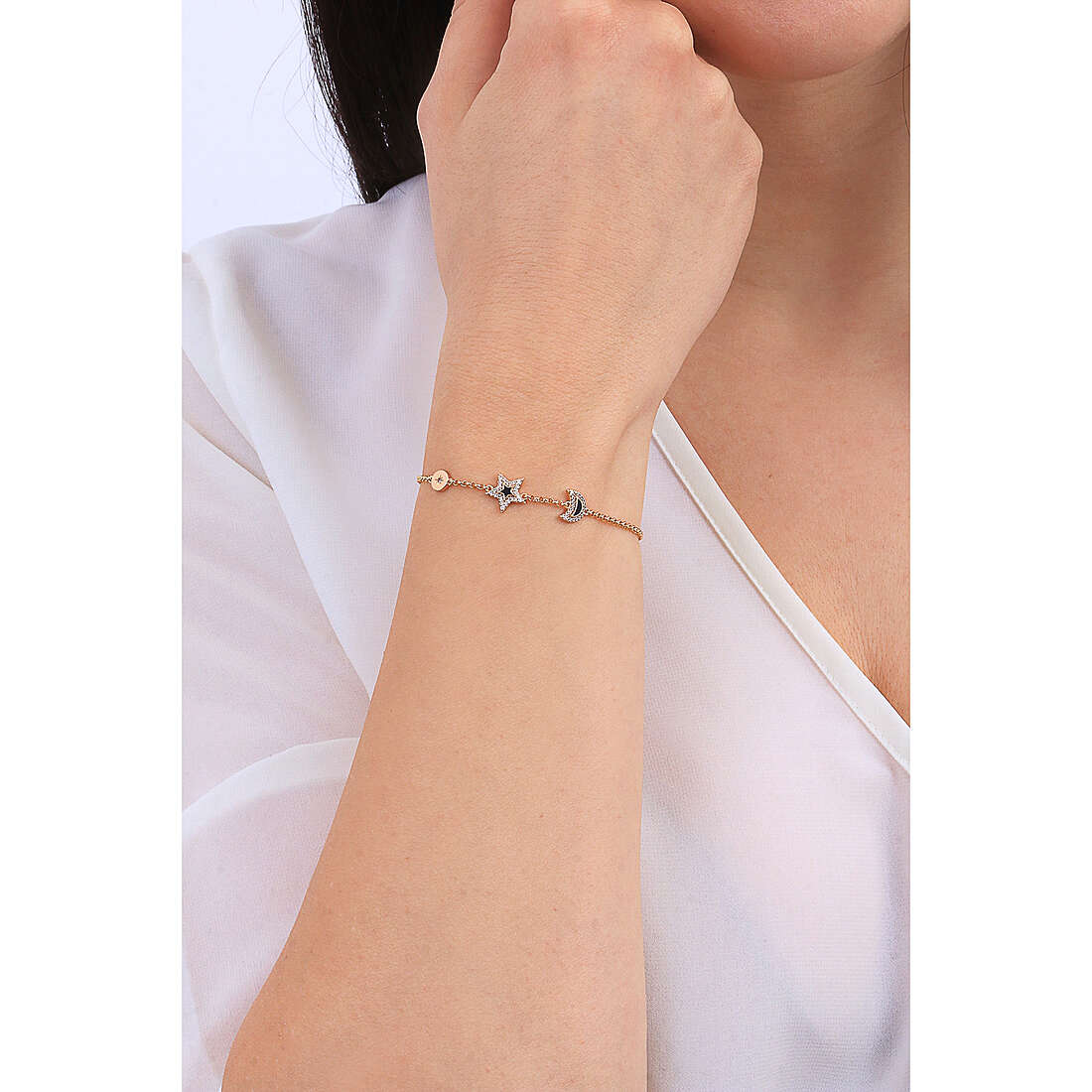 Emporio Armani bracelets woman EGS2960221 wearing