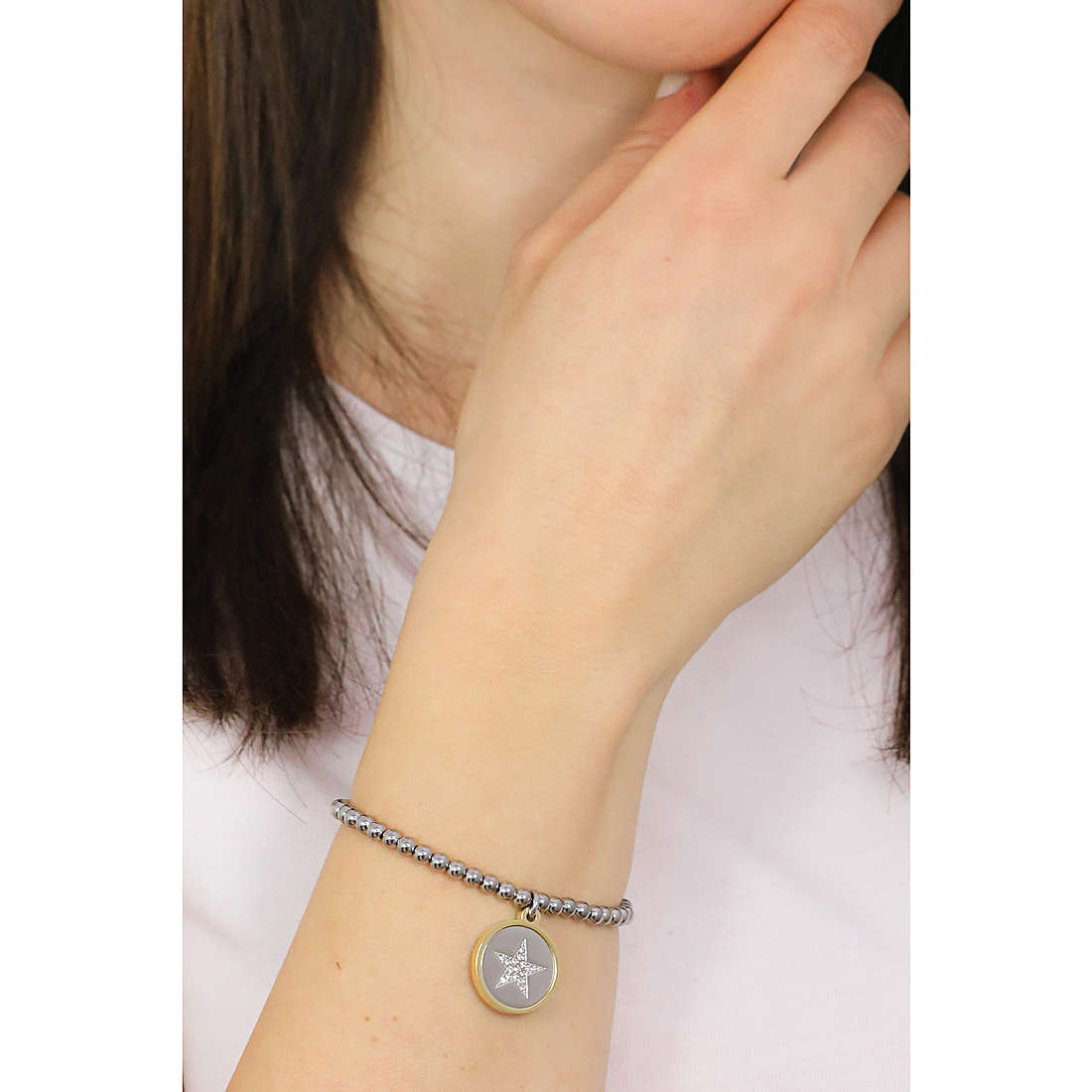 Kidult bracelets Family woman 731928 wearing