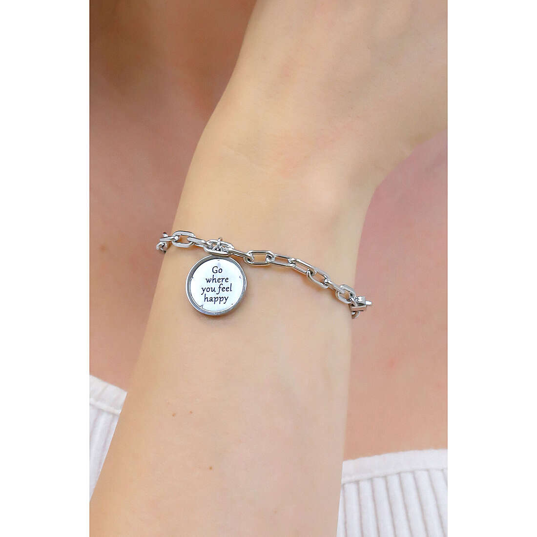 Kidult bracelets Symbols woman 731929 wearing