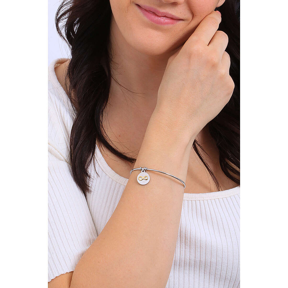 Kidult bracelets Symbols woman 732029 wearing