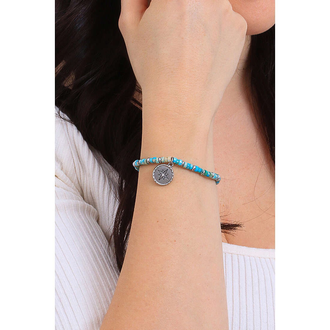 Kidult bracelets Symbols woman 732032 wearing