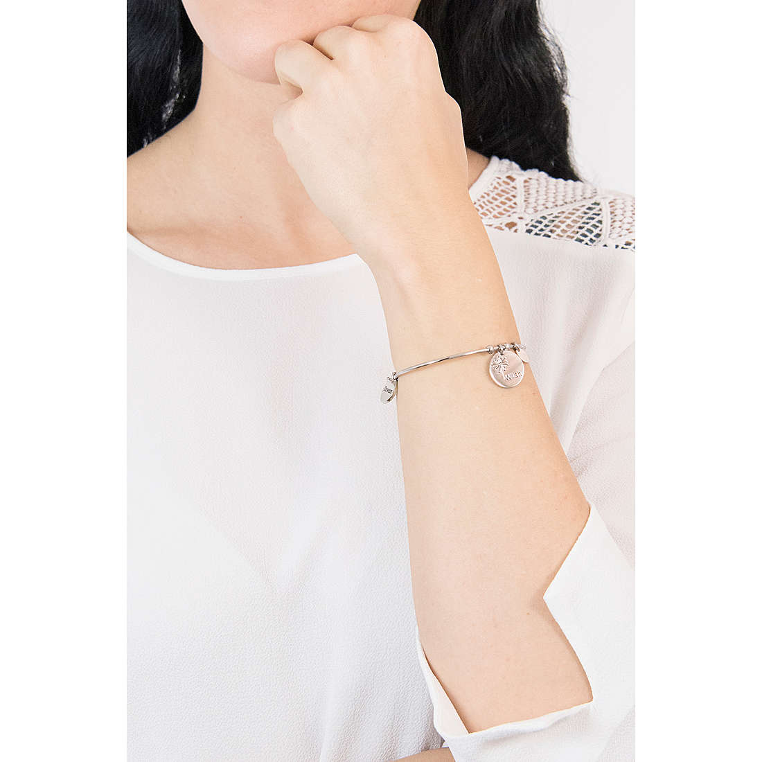 Lotus Style bracelets Millennial woman LS2017-2/3 wearing