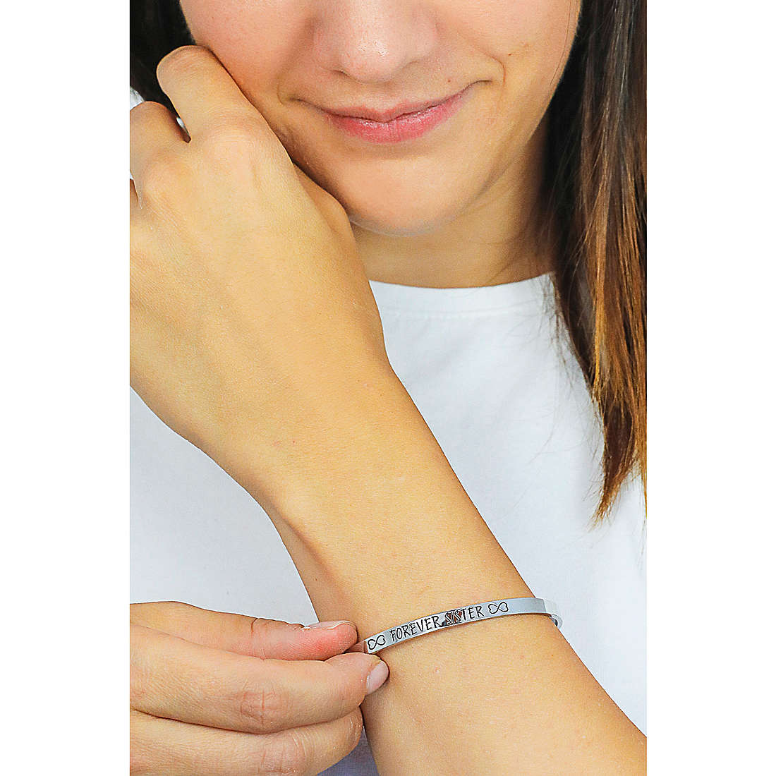 Luca Barra bracelets woman BK2102 wearing