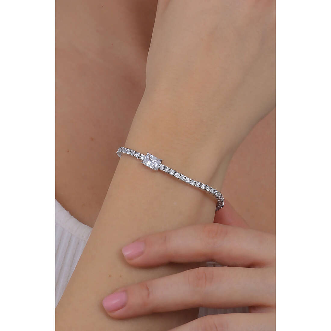 Morellato bracelets Tesori woman SAIW90 wearing