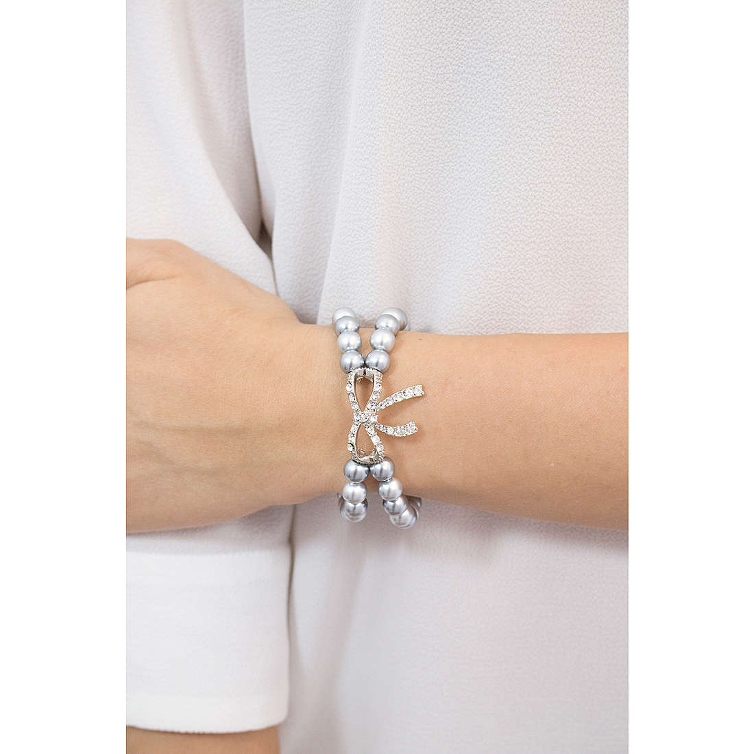 Ottaviani bracelets woman 470826 wearing