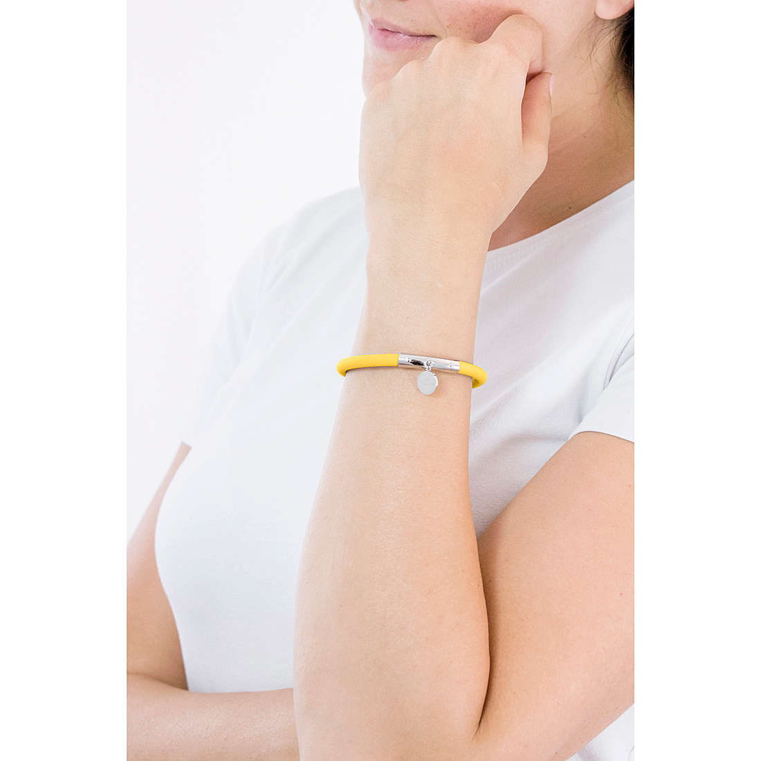 Skagen bracelets Blakely woman SKJ1281040 wearing