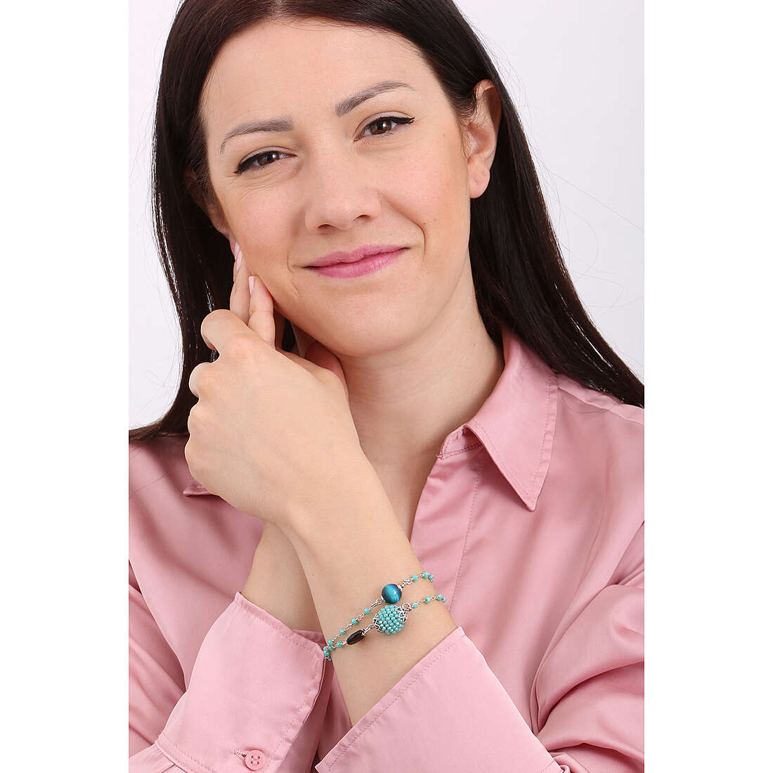Sovrani bracelets Cristal Magique woman J5710 wearing