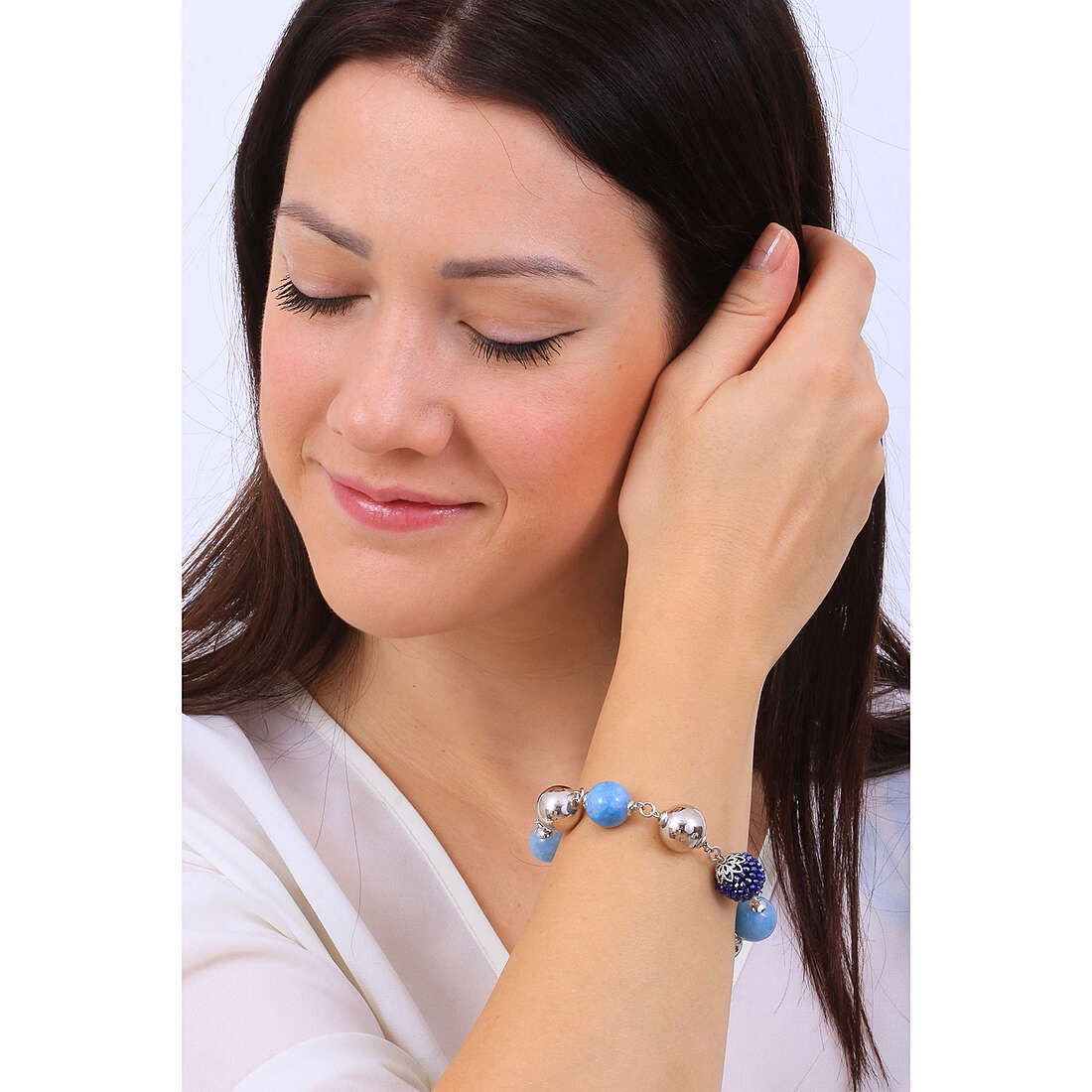Sovrani bracelets Cristal Magique woman J6141 wearing