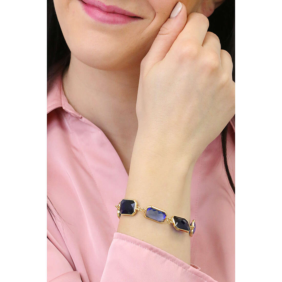 Sovrani bracelets Cristal Magique woman J7201 wearing