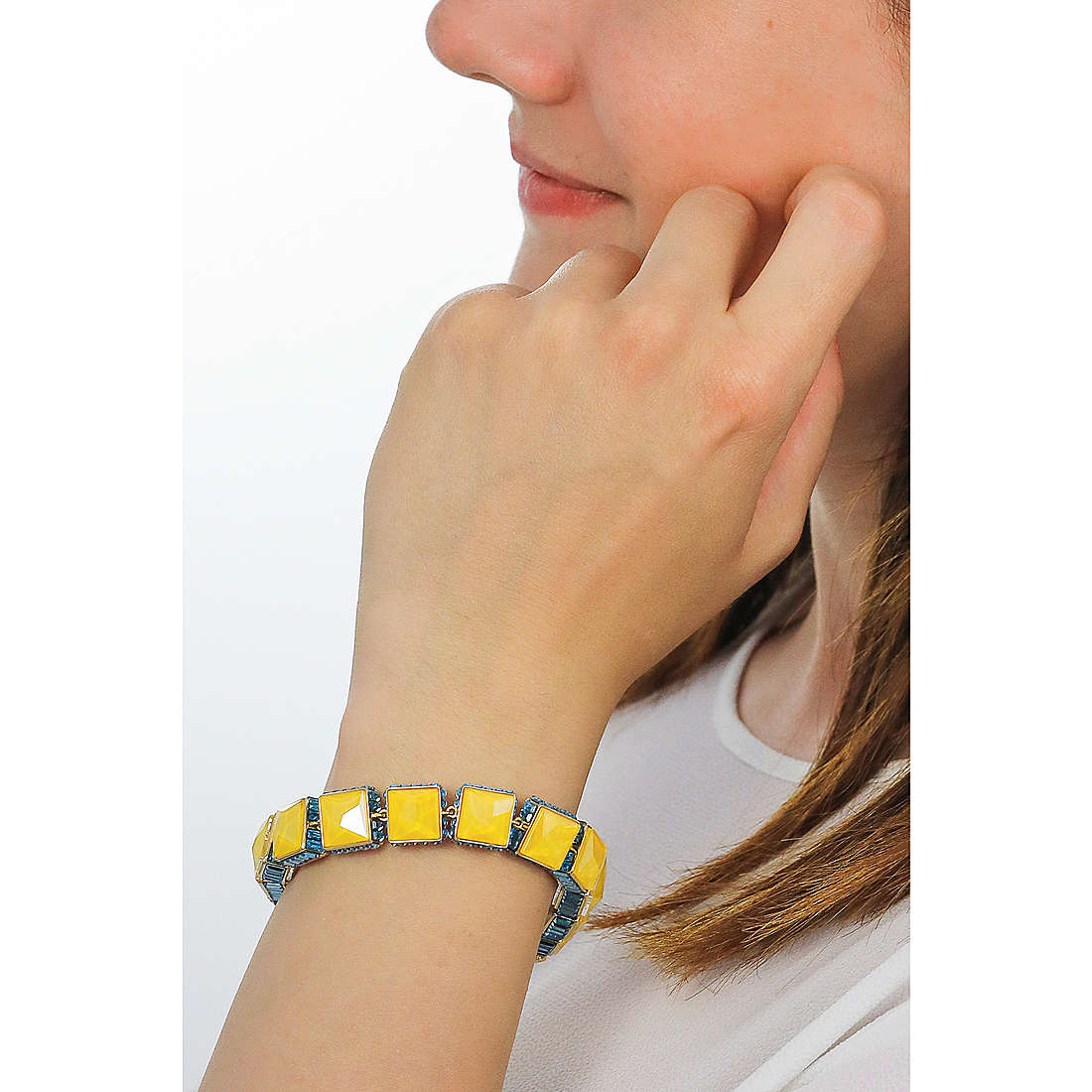 Swarovski bracelets Orbita woman 5601885 wearing