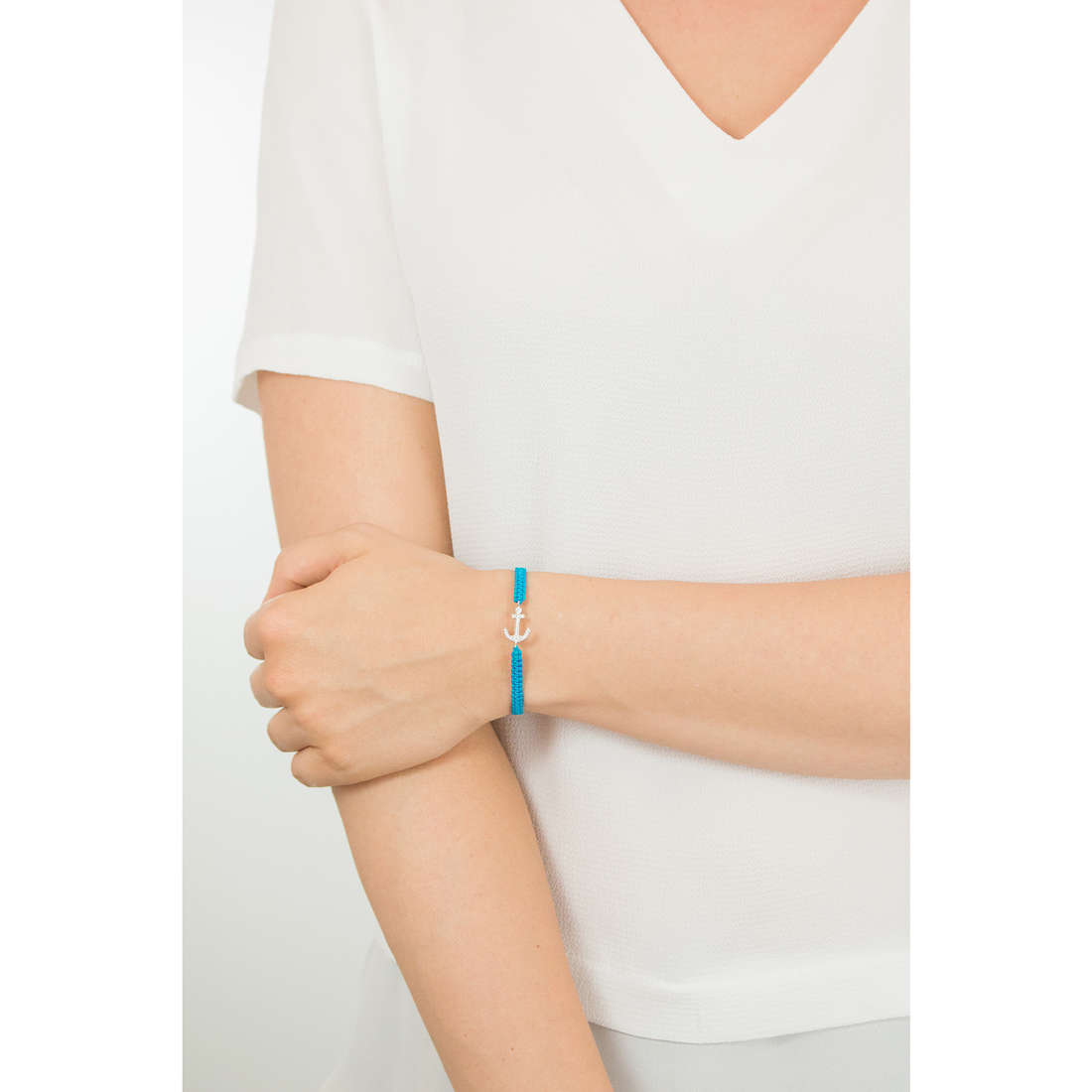 Brosway bracelets Icons woman G9IS13B wearing