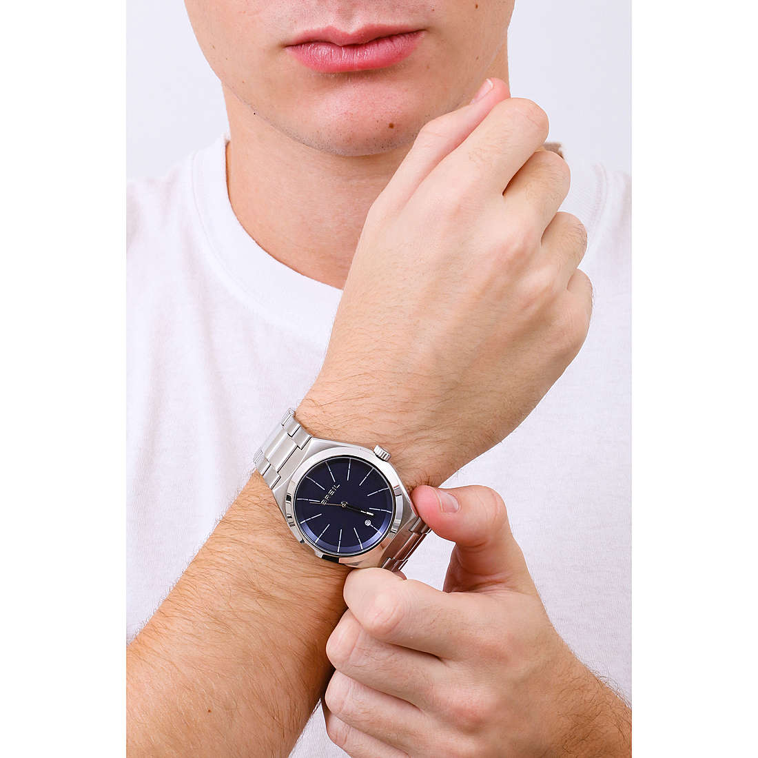 Breil chronographs man TW1908 wearing