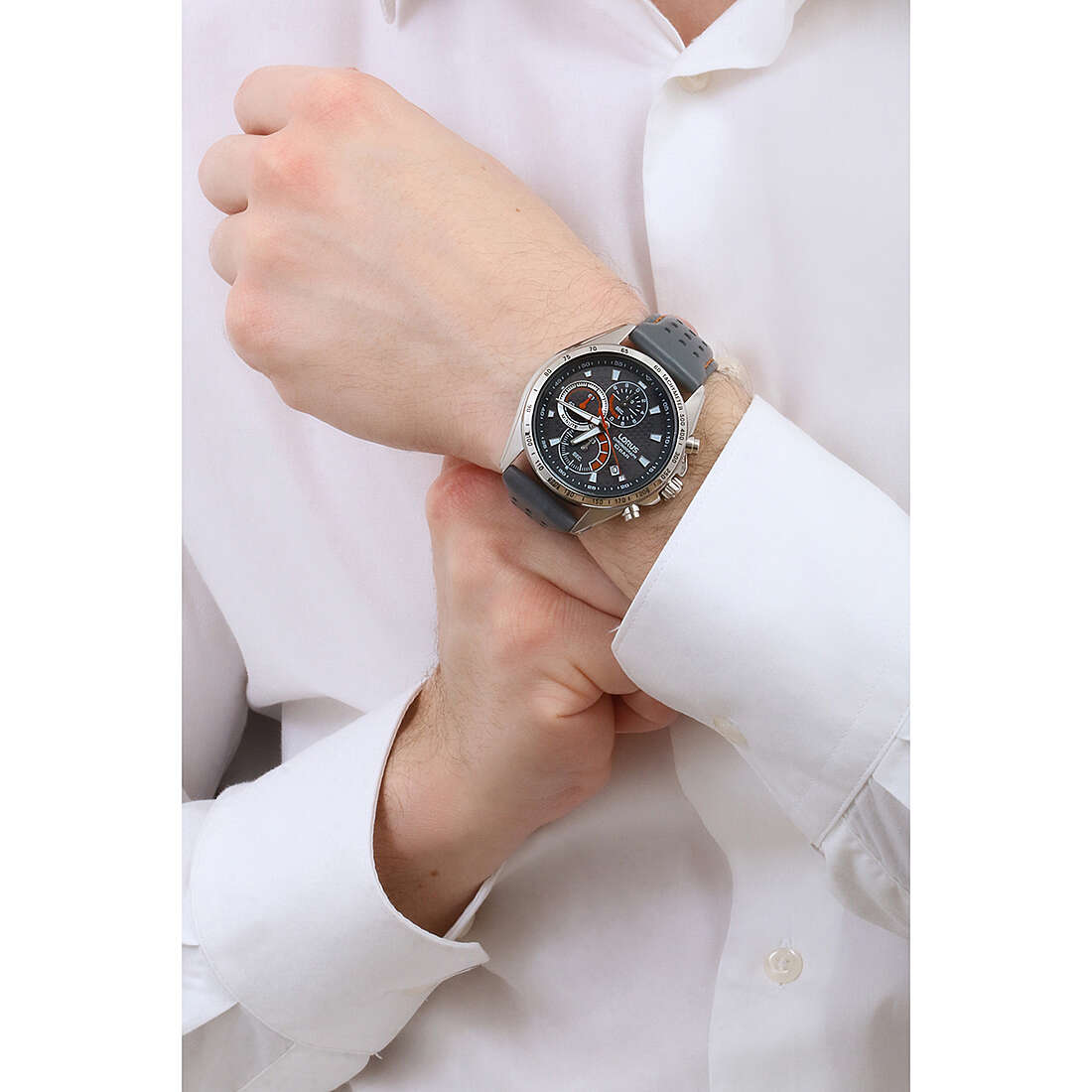 Lorus chronographs Sports man RM361HX9 wearing