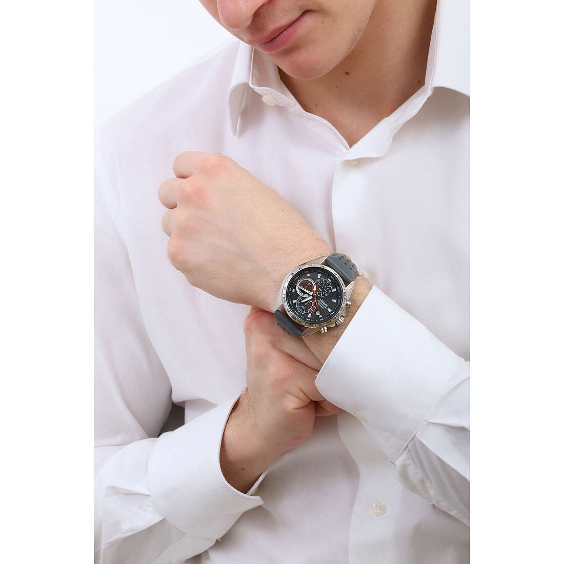 Lorus chronographs Sports man RM361HX9 wearing