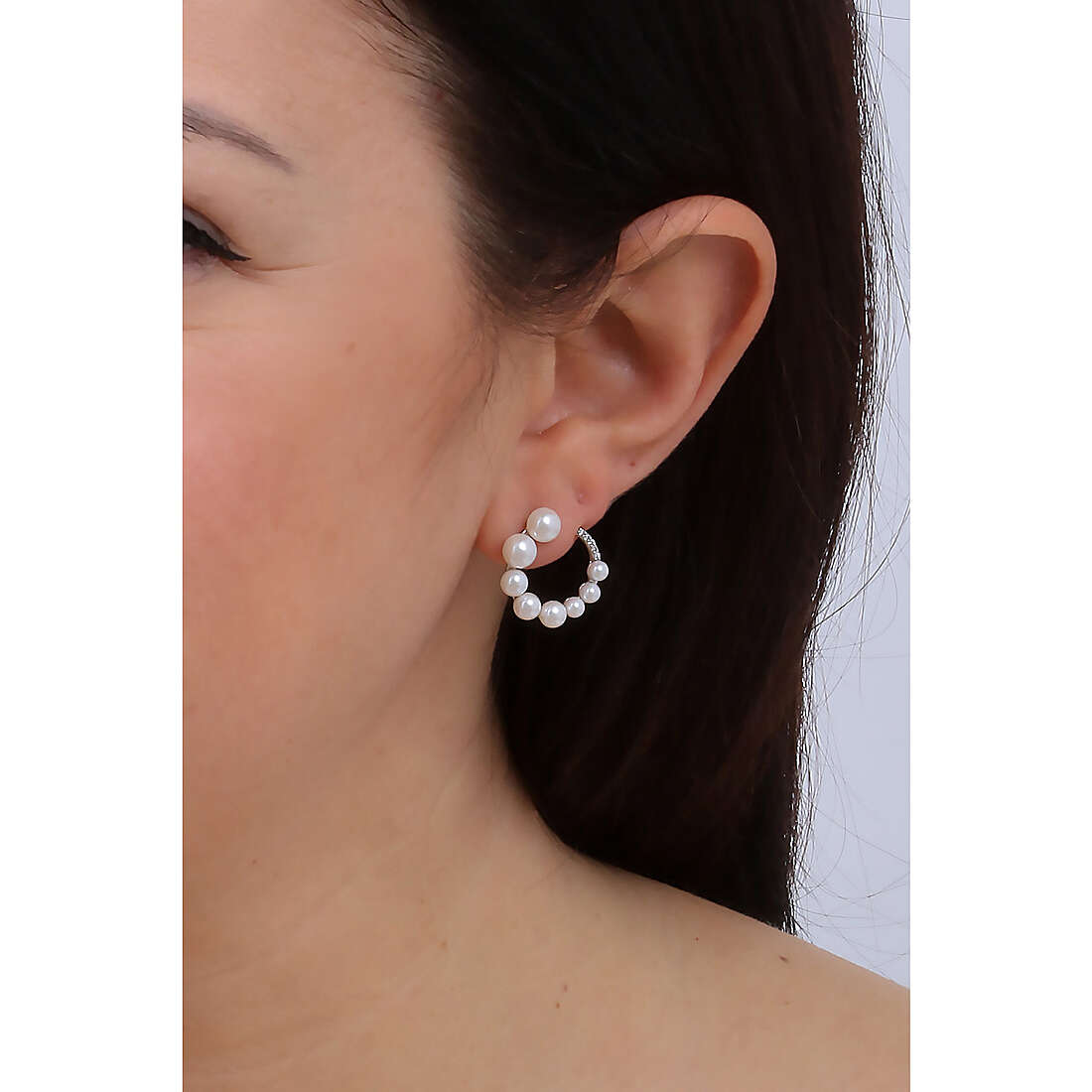 Sovrani earrings Luce woman J6290 wearing