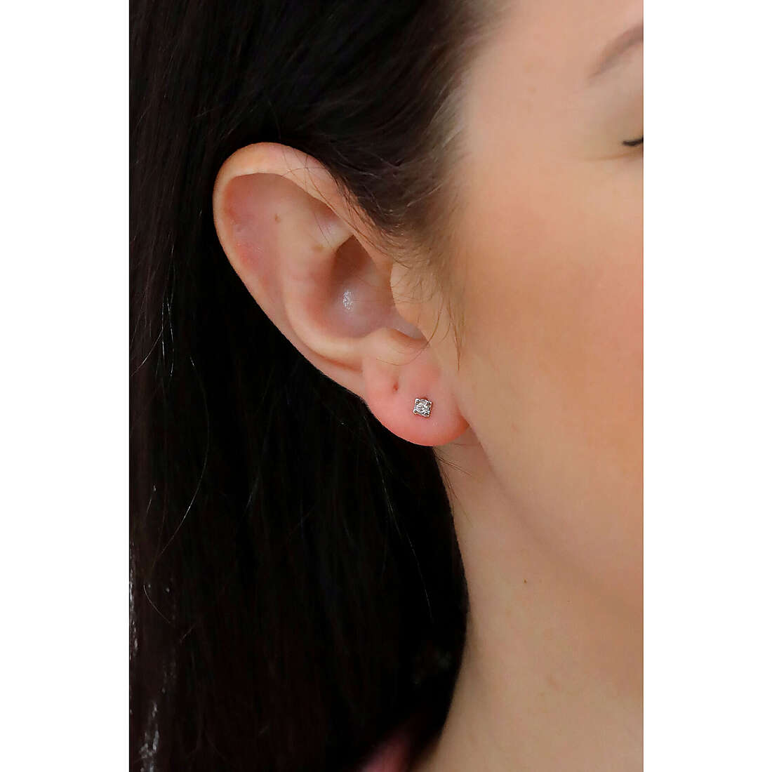 Comete earrings Storia di Luce woman ORB 862 wearing