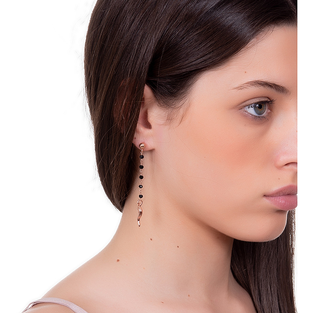 Boccadamo earrings Inkanto woman IK/OR24 wearing