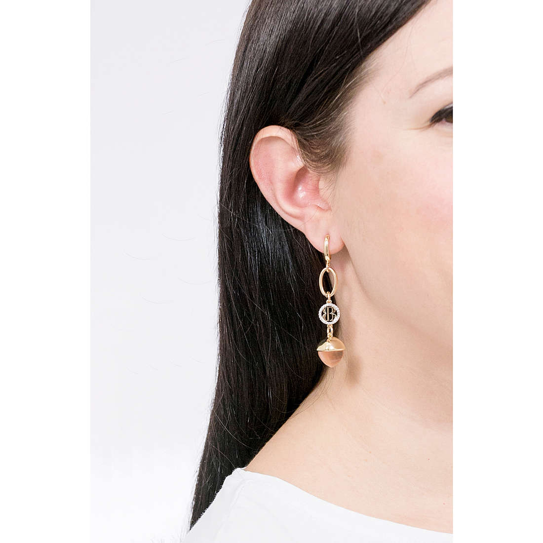 Boccadamo earrings Caleida woman XOR530DO wearing