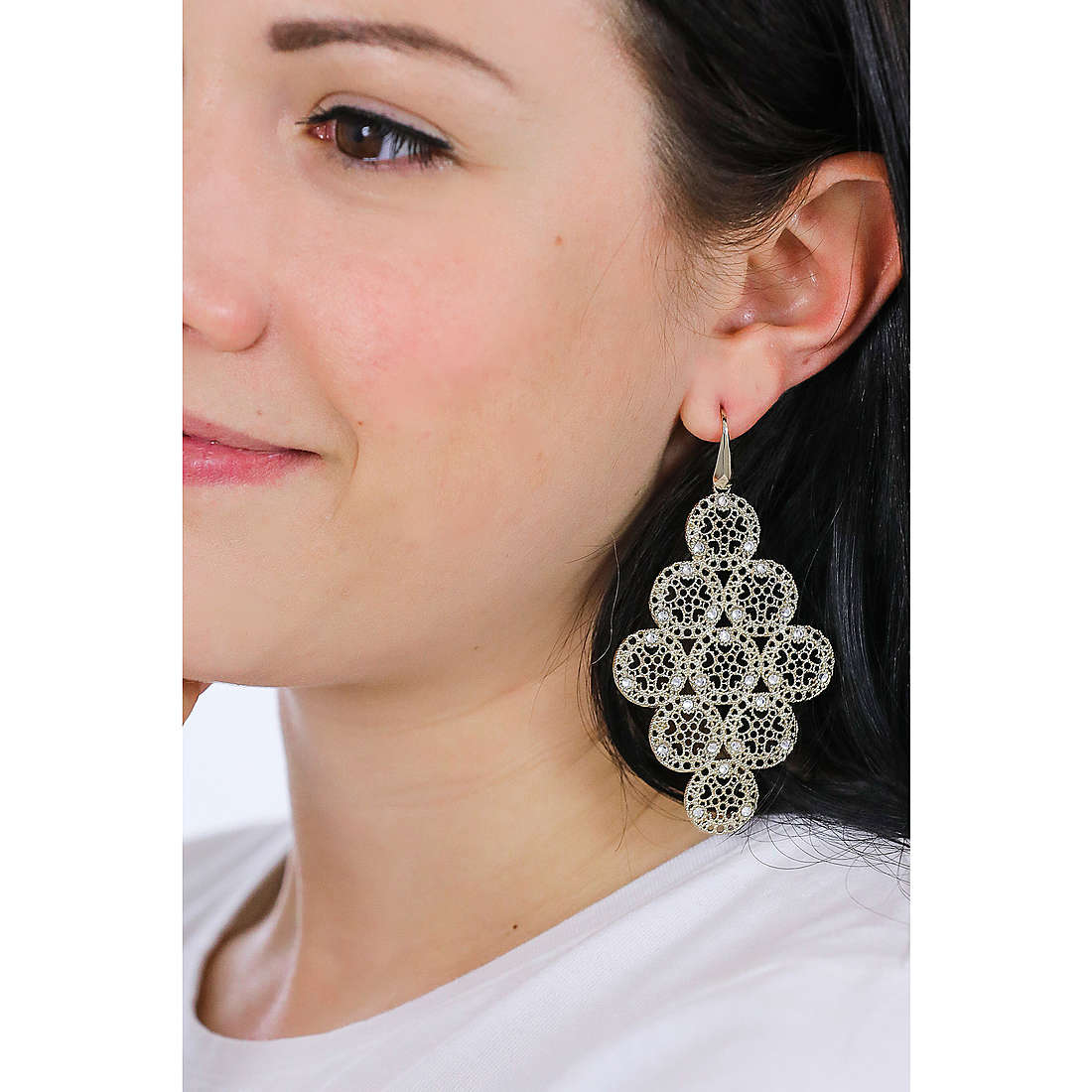 Sovrani earrings Venere woman J4332 wearing