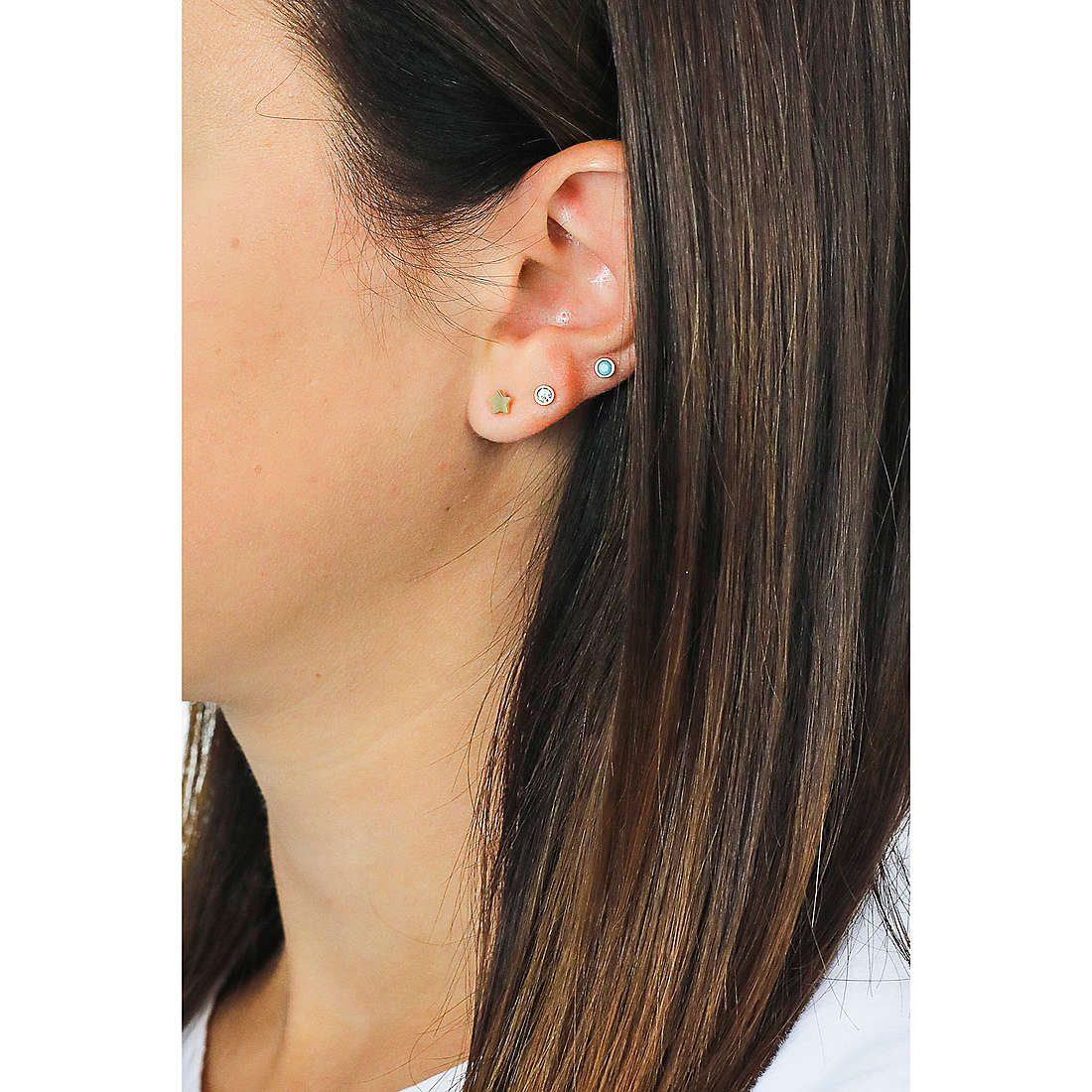 Sagapò earrings Click woman SCK167 wearing
