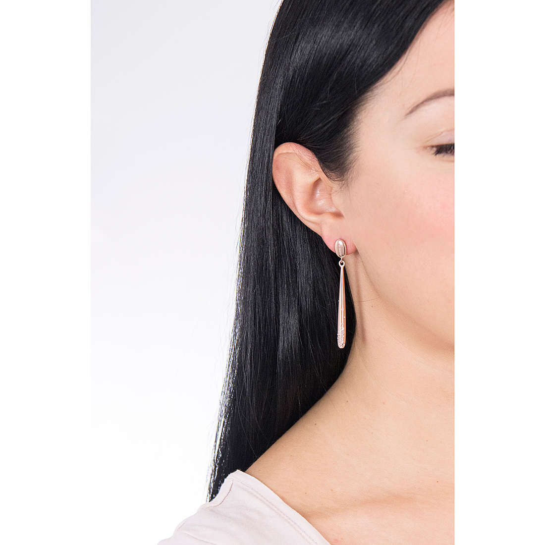 Breil earrings Illusion woman TJ2649 wearing