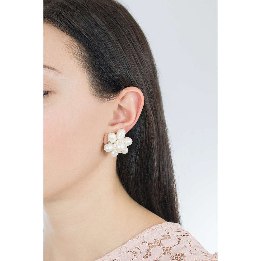 Ottaviani earrings woman 500044O wearing