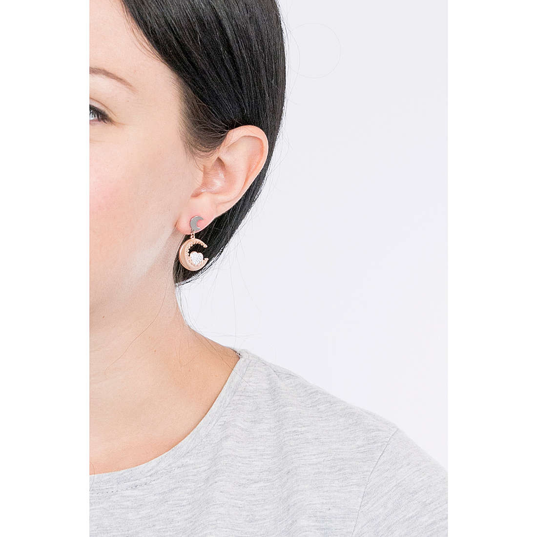 Luca Barra earrings woman OK1063 wearing