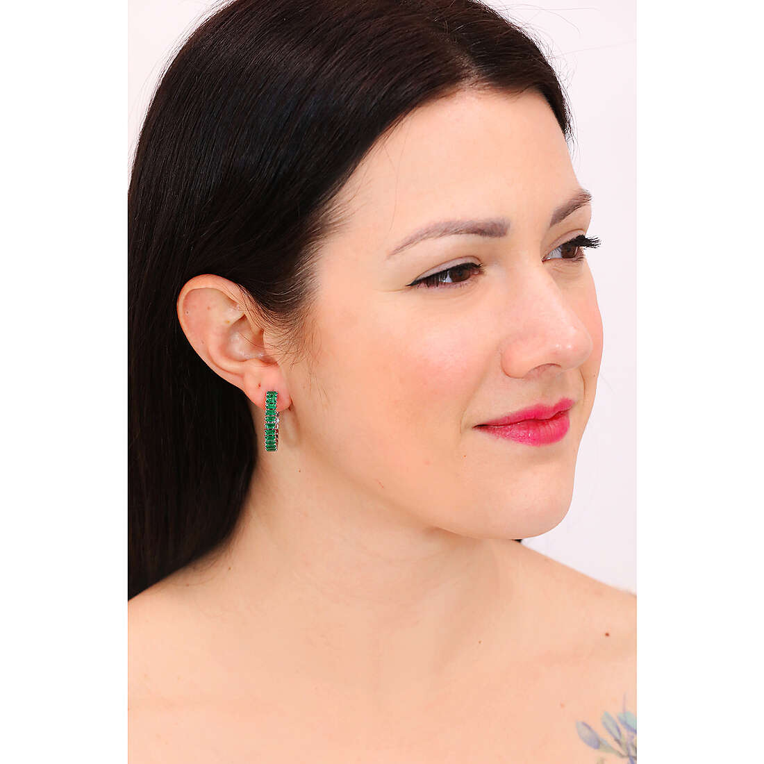 Luca Barra earrings woman OK1208 wearing