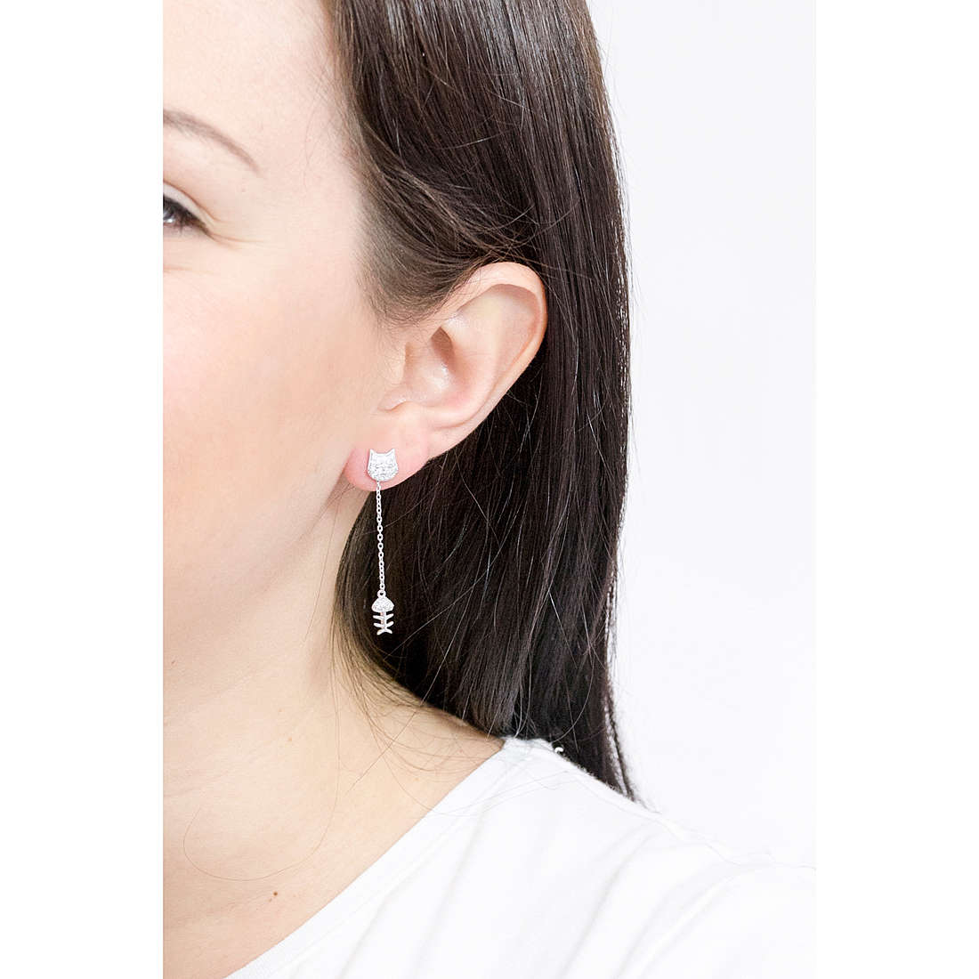 Amen earrings Fantasy woman EF15 wearing