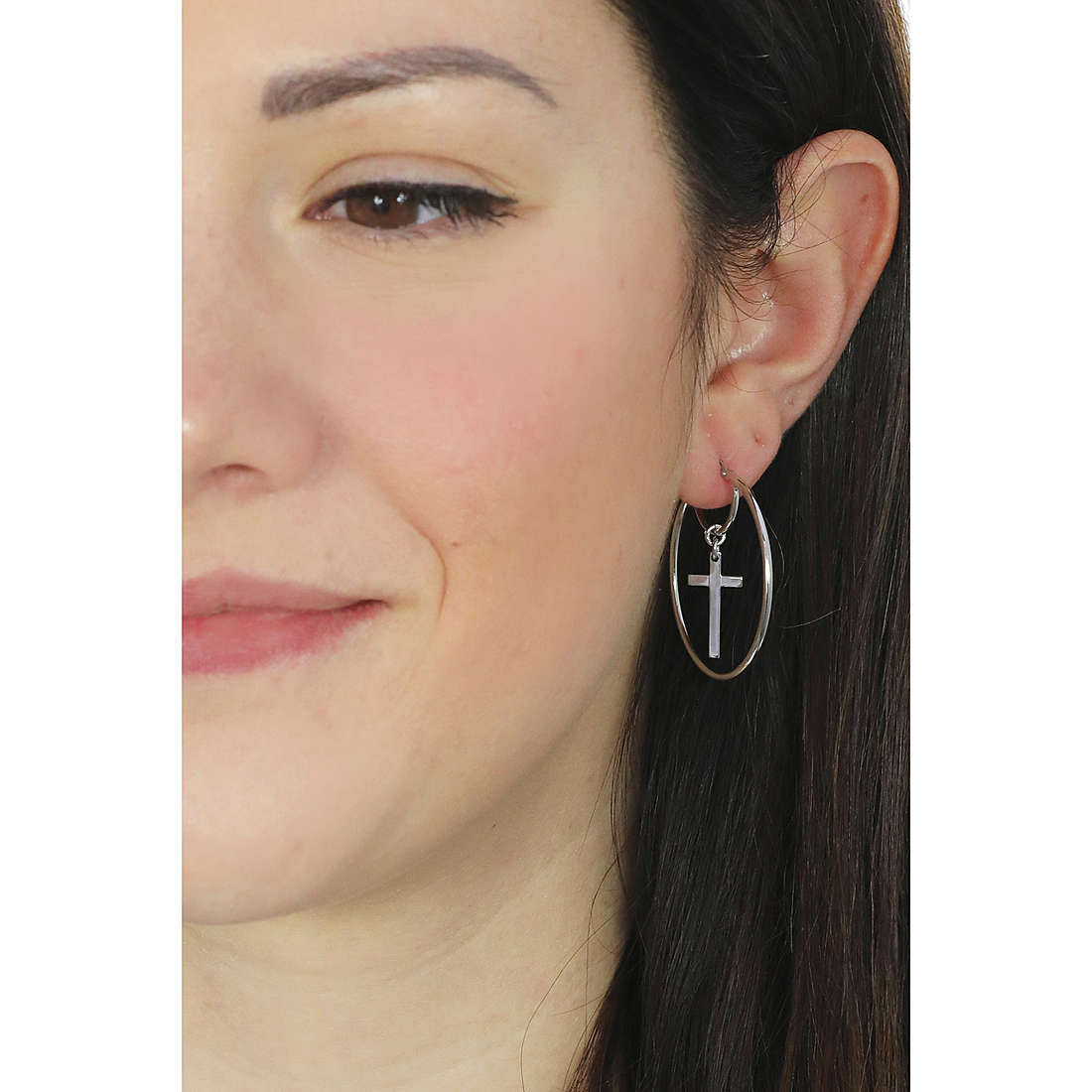 Amen earrings woman ORCECRB wearing