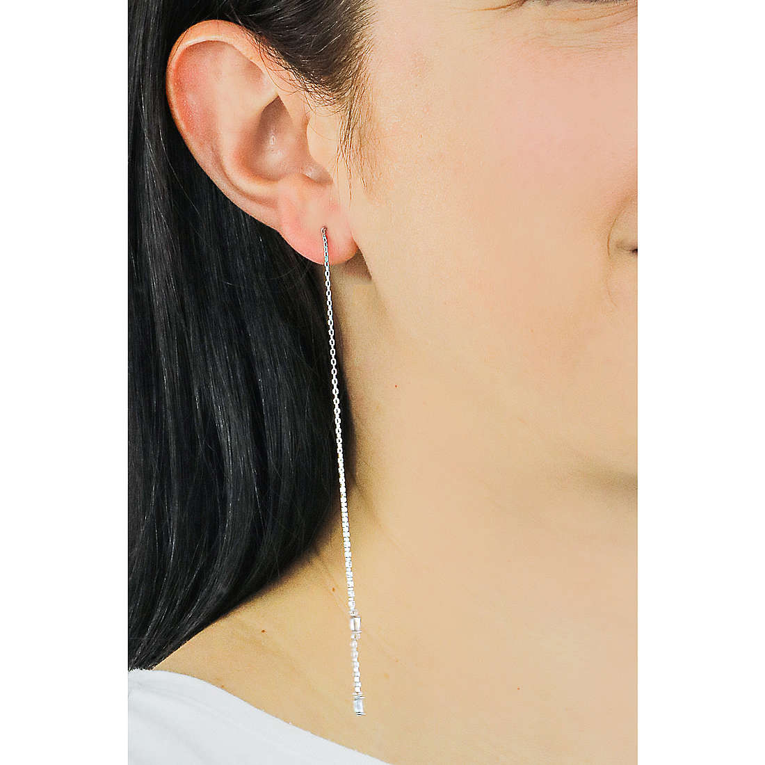 Ania Haie earrings Glow Getter woman E018-02H wearing