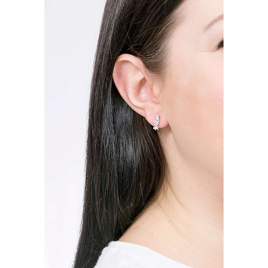 Ania Haie earrings Glow Getter woman E018-03H wearing