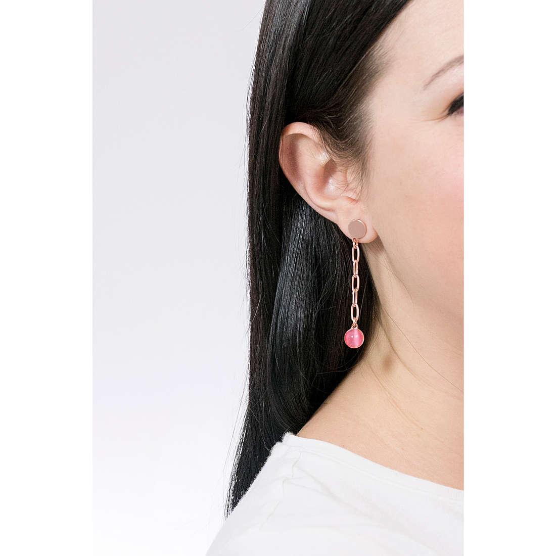 Boccadamo earrings emblema woman XOR520RS wearing