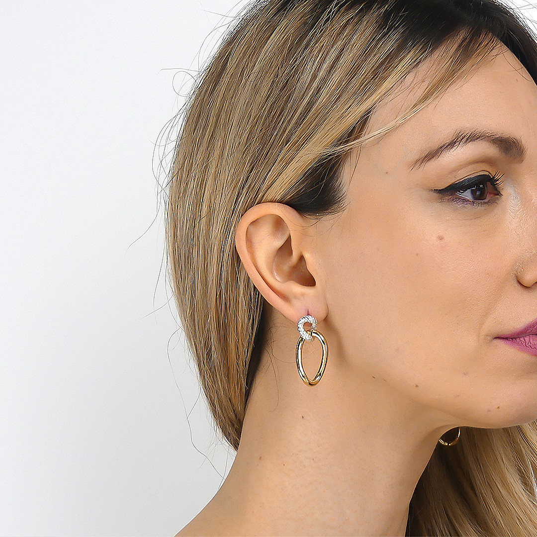 Boccadamo earrings Mychain woman XOR660D wearing