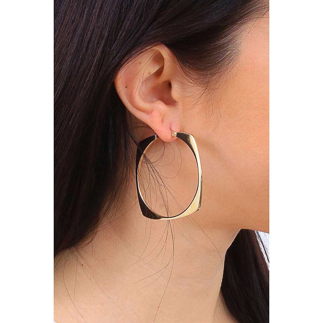 Breil earrings Magnetica System woman TJ3199 wearing