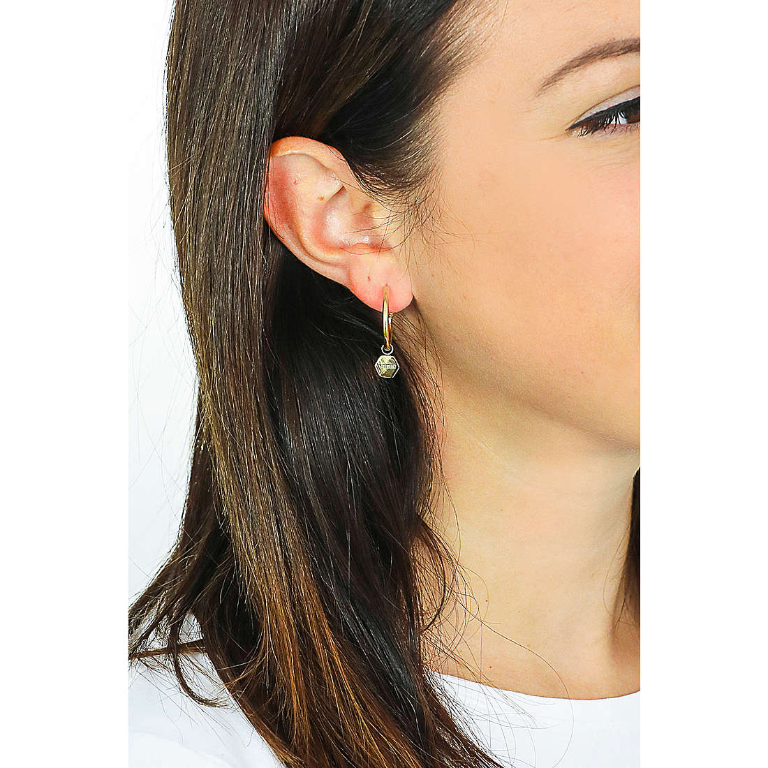 Breil earrings Promise woman TJ3081 wearing