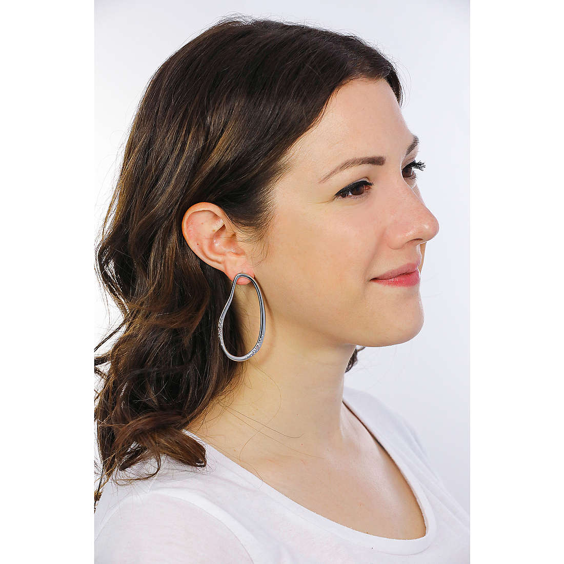 Breil earrings Wish woman TJ2901 wearing