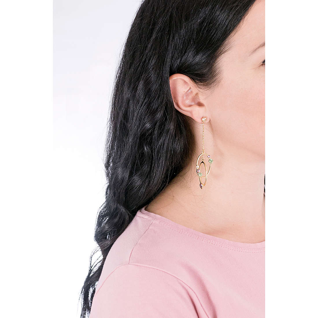 Brosway earrings Affinity woman BFF101 wearing